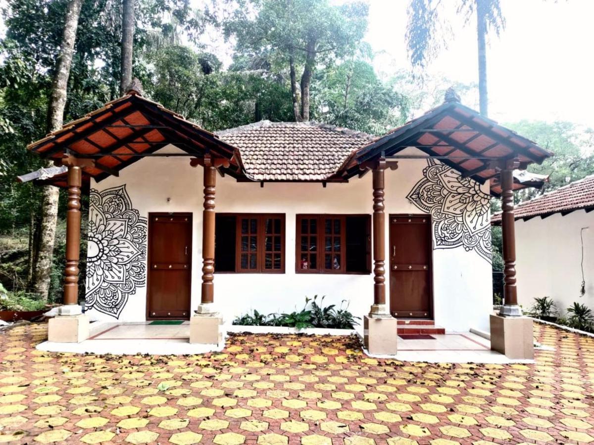 ホテル Qexperiences Coorg マディケーリ エクステリア 写真