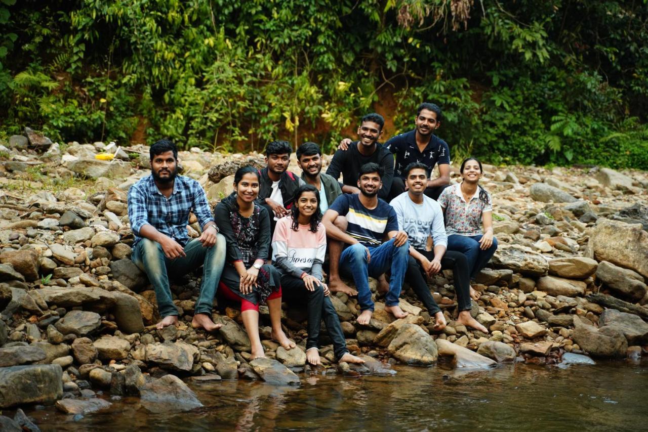 ホテル Qexperiences Coorg マディケーリ エクステリア 写真