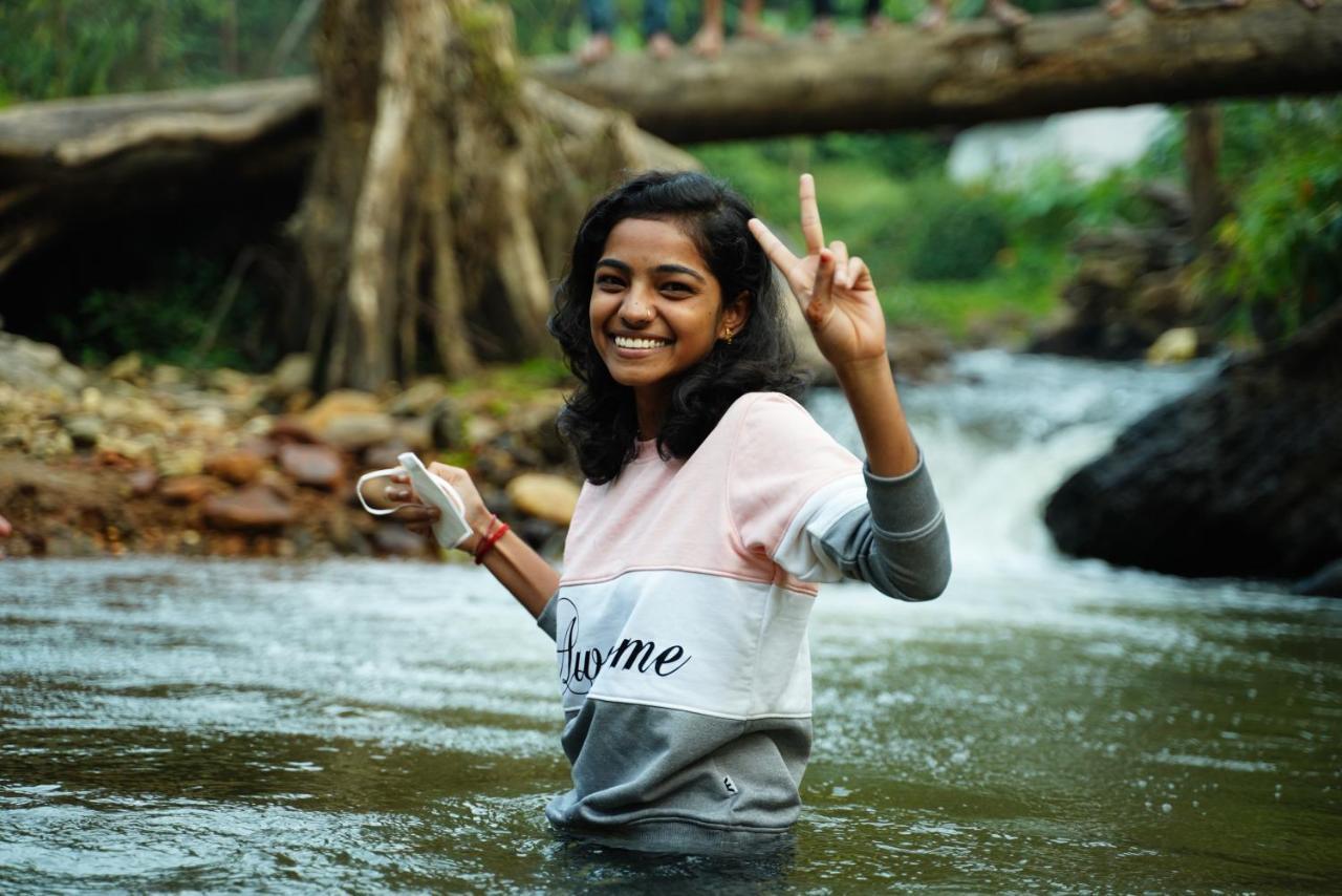 ホテル Qexperiences Coorg マディケーリ エクステリア 写真