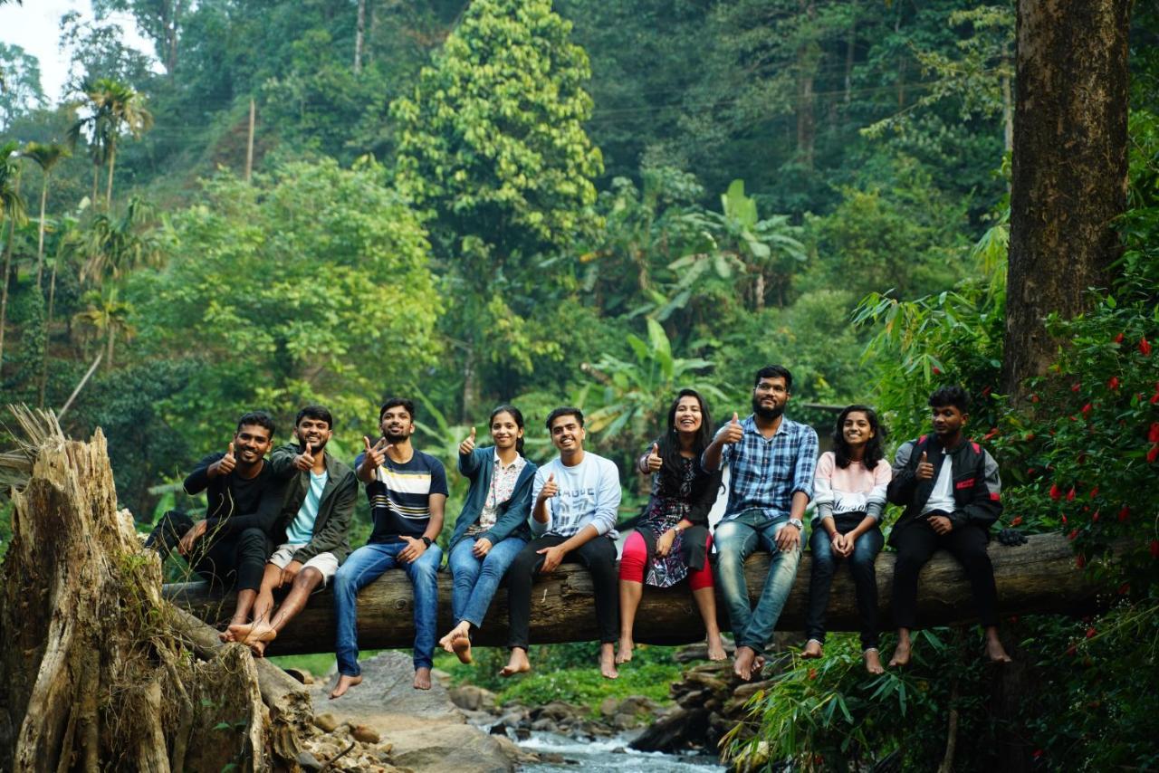 ホテル Qexperiences Coorg マディケーリ エクステリア 写真