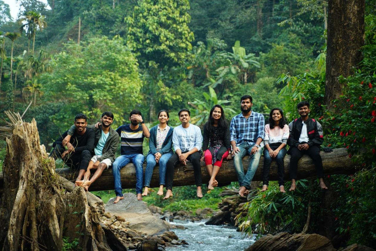 ホテル Qexperiences Coorg マディケーリ エクステリア 写真