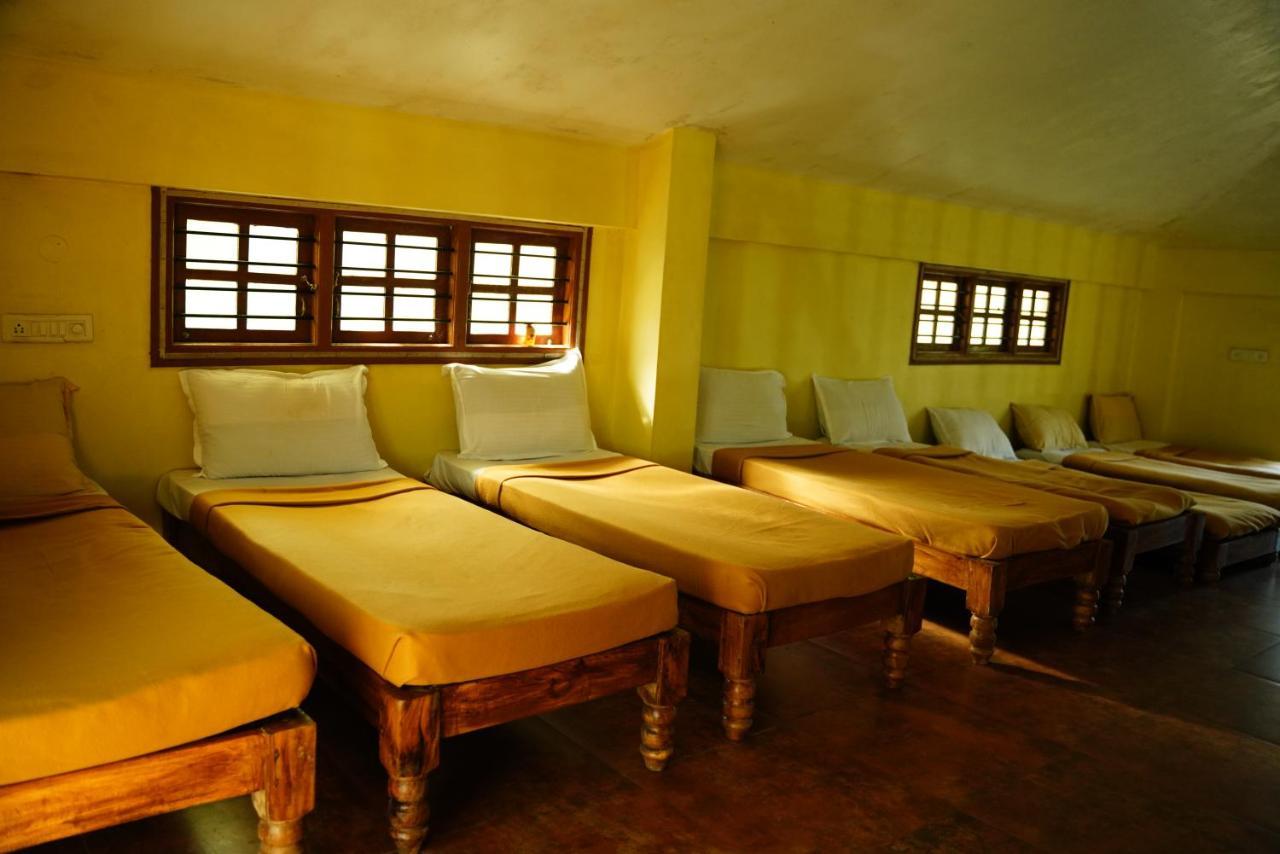 ホテル Qexperiences Coorg マディケーリ エクステリア 写真