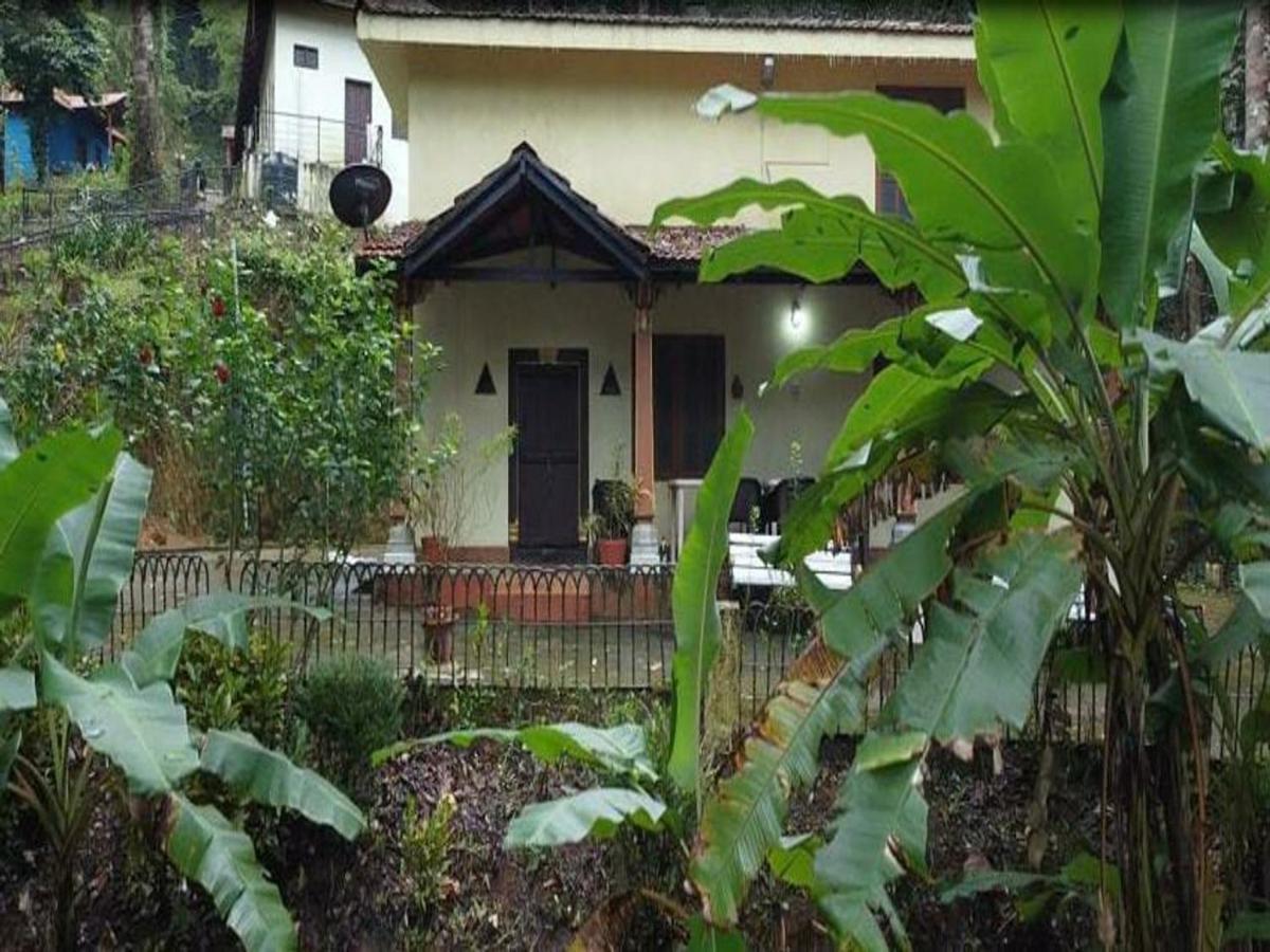 ホテル Qexperiences Coorg マディケーリ エクステリア 写真