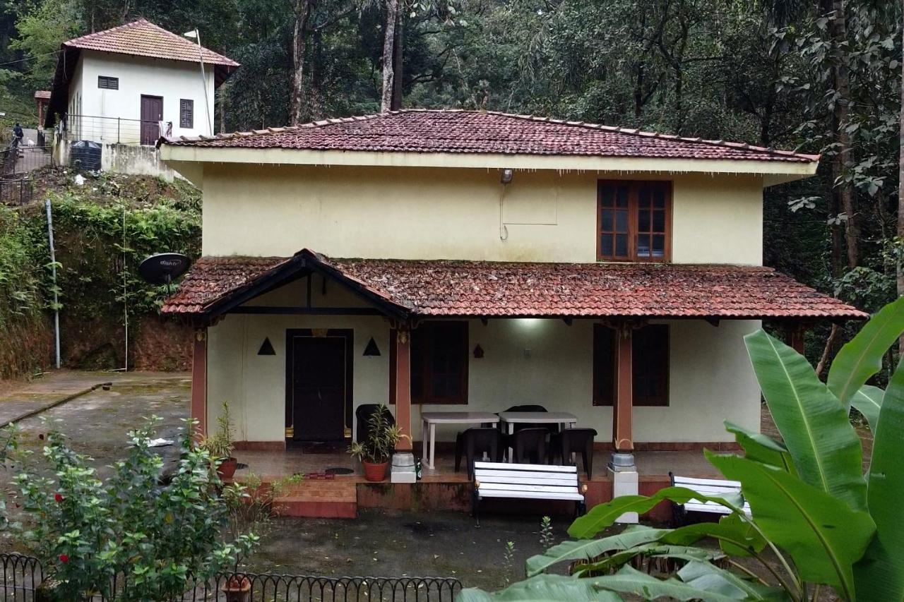 ホテル Qexperiences Coorg マディケーリ エクステリア 写真